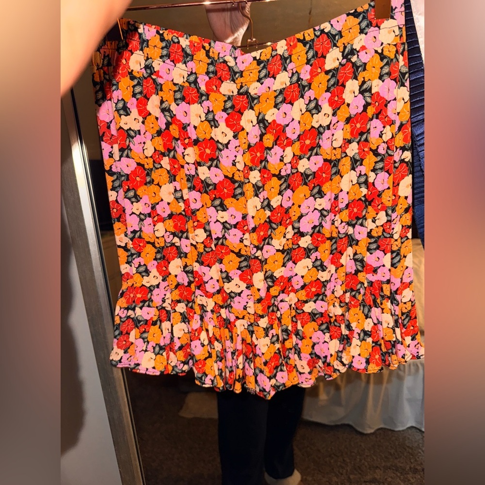 π§‘ Loft Floral Flounce Flowy mini Skirt - Picture 4 of 6